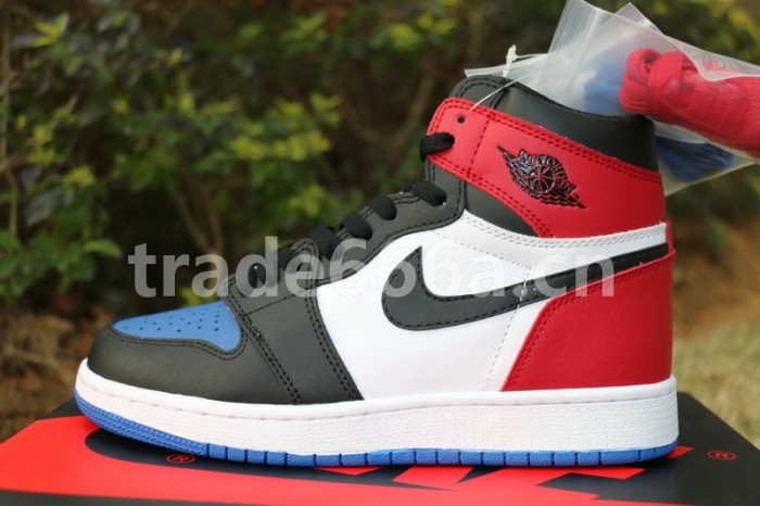 Authentic Air Jordan 1 High OG Top 3 GS