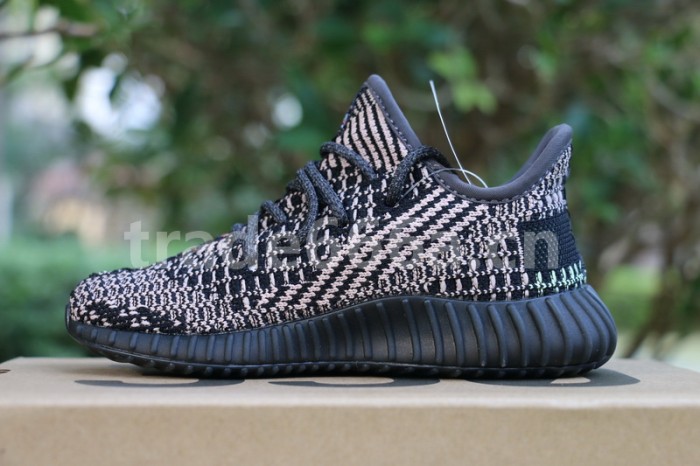 Authentic Yeezy 350 Boost V2 “Yecheil” Non-Reflective Kids Shoes
