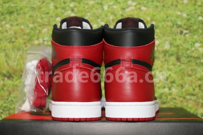 Authentic Air Jordan 1 Retro OG High “Banned” 2016