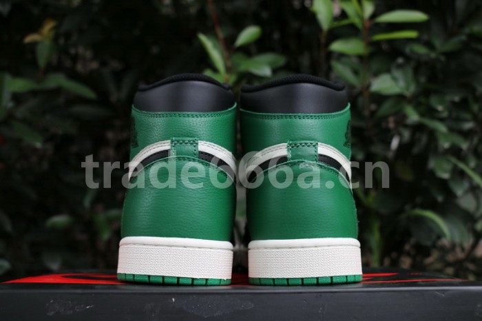 Authentic Air Jordan 1 High OG “Pine Green”