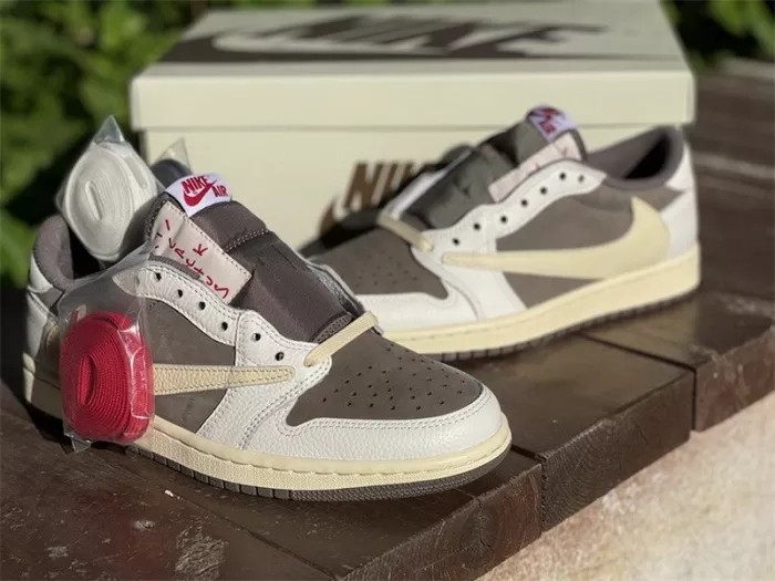 Authentic Travis Scott x Air Jordan 1 Low OG “Reverse Mocha”