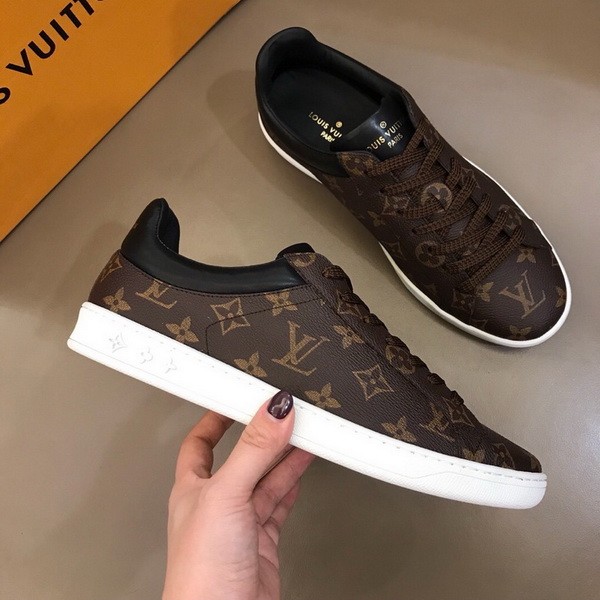 Super Max Custom LV Shoes-407