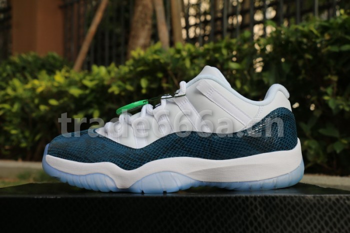 Authentic Air Jordan 11 Low “Navy Blue Snakeskin”