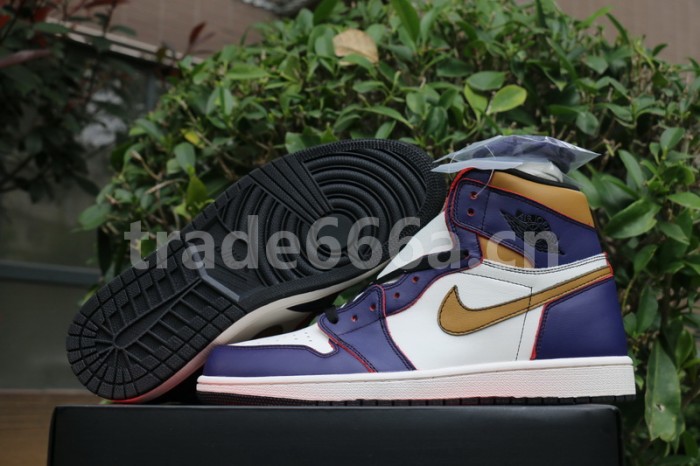 Authentic Nike SB x Air Jordan 1 Lakers