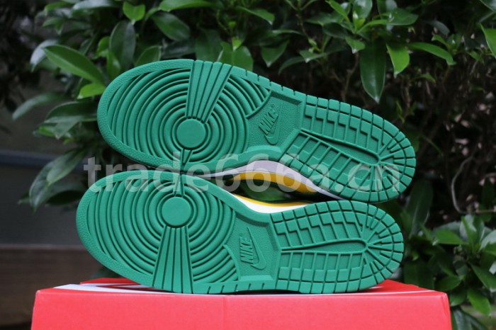 Authentic Nike Dunk Low SP “Brazil”
