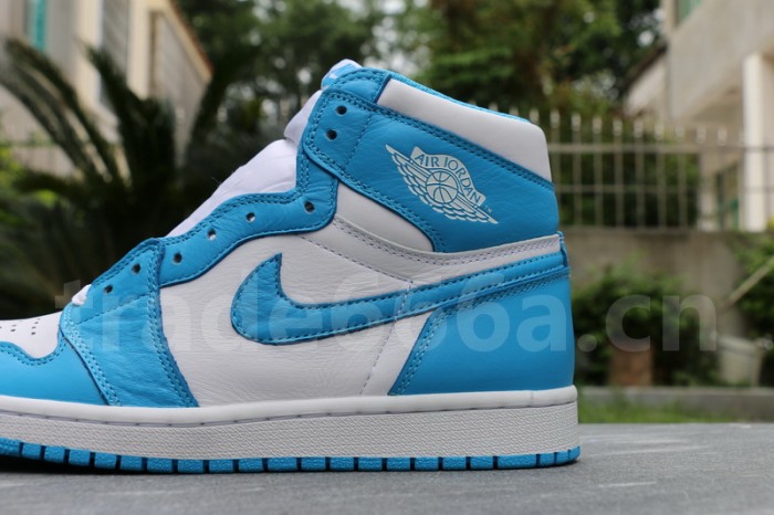 Authentic Air Jordan 1 Retro High OG “UNC”