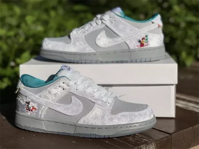 Authentic Nike Dunk Low Ice