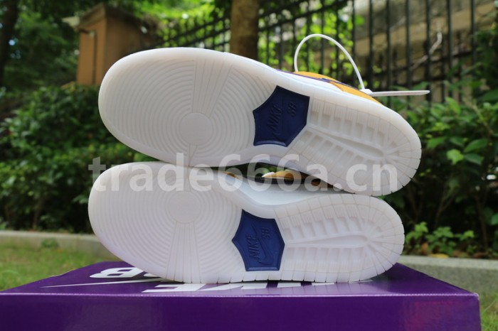 Authentic Nike Dunk SB Pro “Laser Orange”