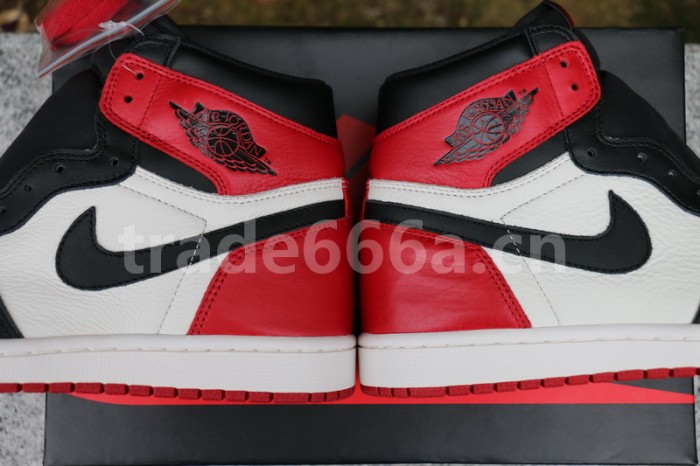 Authentic Air Jordan 1 Retro High OG “Bred Toe”