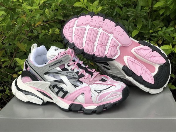 B 17FW Tripe-S High End Sneaker-211