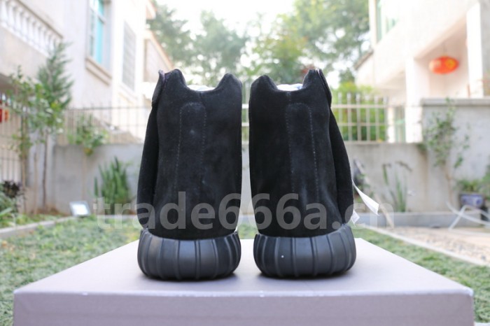 Authentic AD Yeezy 750 Boost “Black” Final Version (with receipt)