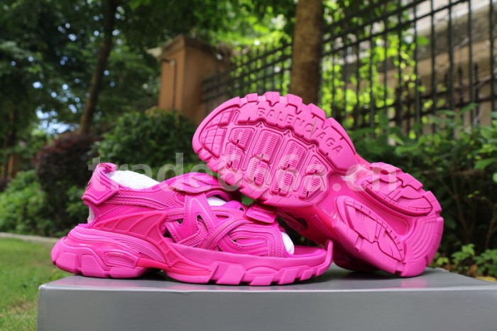 Super Max B Sandals-001