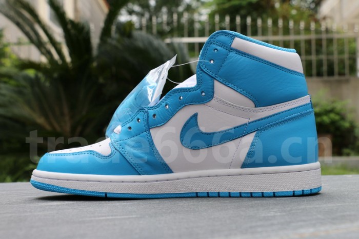 Authentic Air Jordan 1 Retro High OG “UNC”