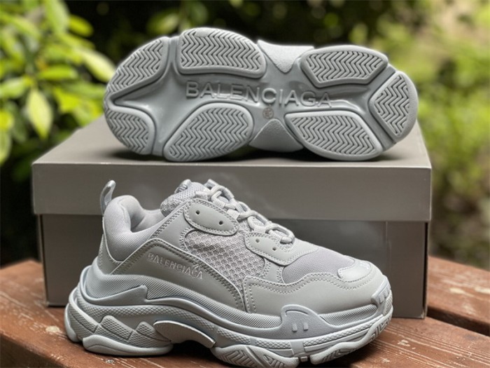 B 17FW Tripe-S High End Sneaker-265