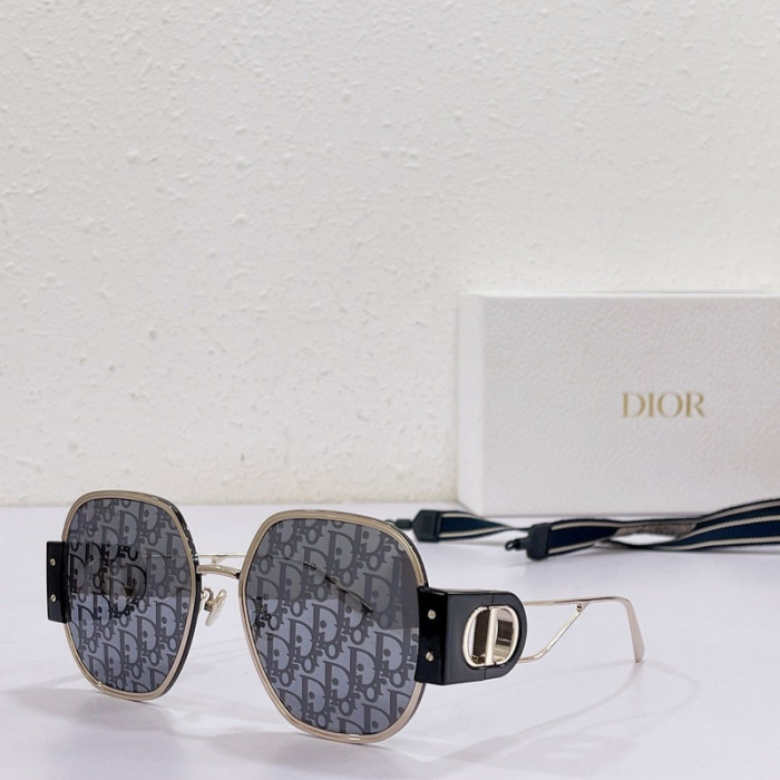 Dior Sunglasses AAAA-821