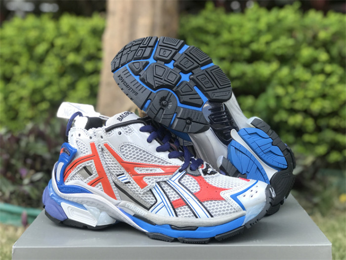 B 17FW Tripe-S High End Sneaker-329