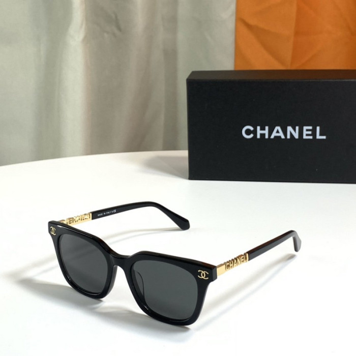 CHNL Sunglasses AAAA-444