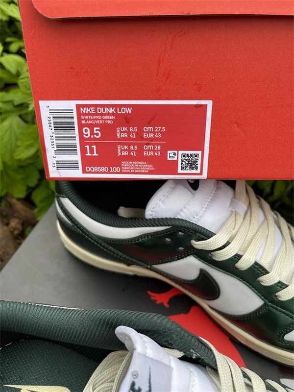 Authentic Nike Dunk Low Vintage Green