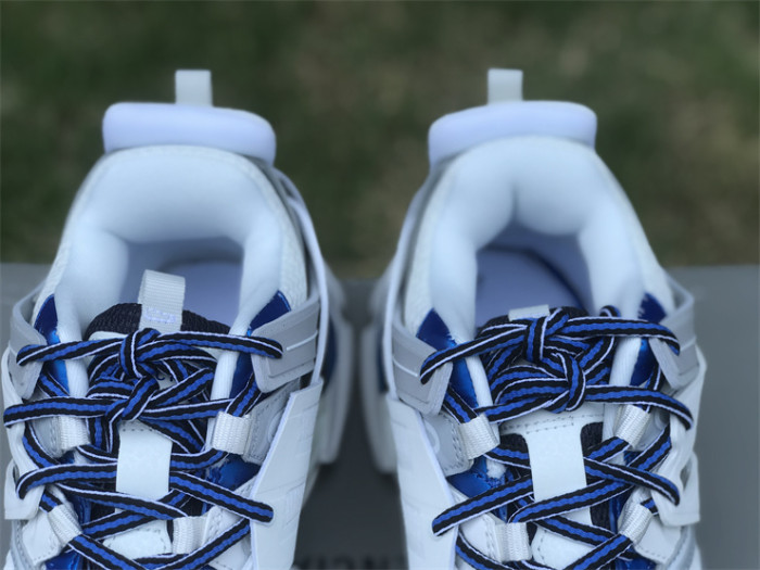 B 17FW Tripe-S High End Sneaker-306