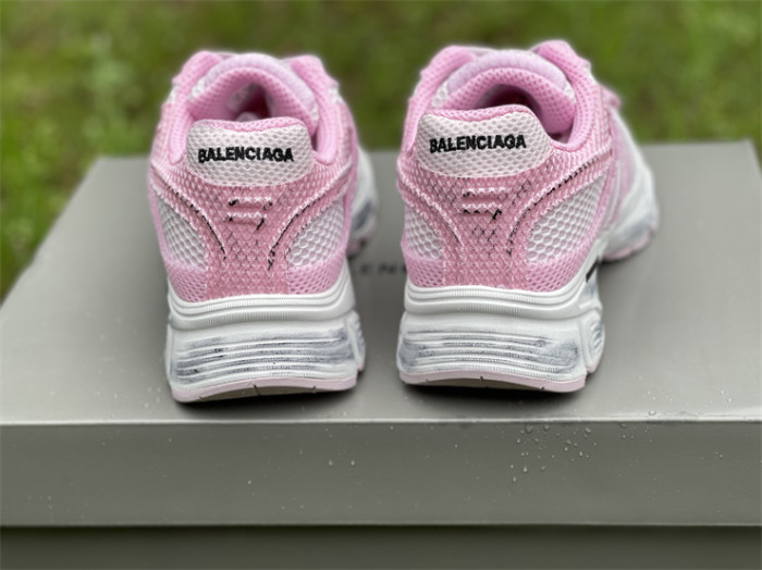 B 17FW Tripe-S High End Sneaker-291