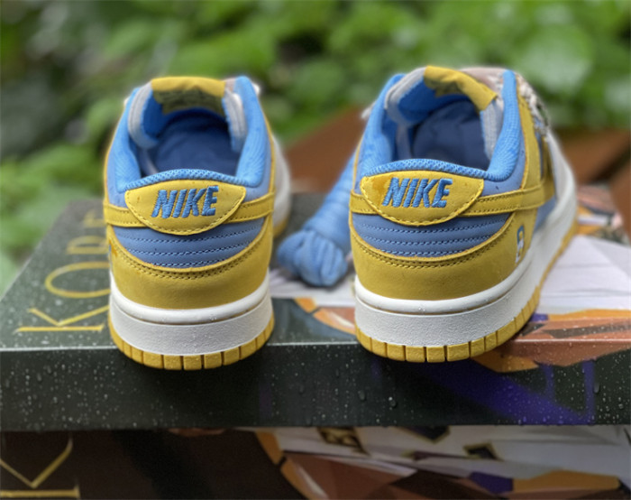 Authentic Nike SB Dunk Low “Kobe”