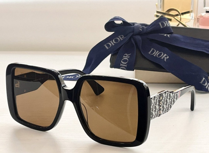 Dior Sunglasses AAAA-470