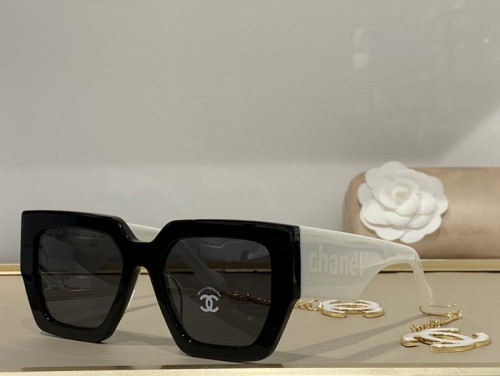 CHNL Sunglasses AAAA-692