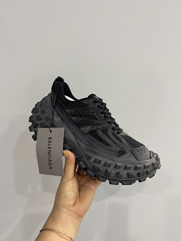 B 17FW Tripe-S High End Sneaker-292