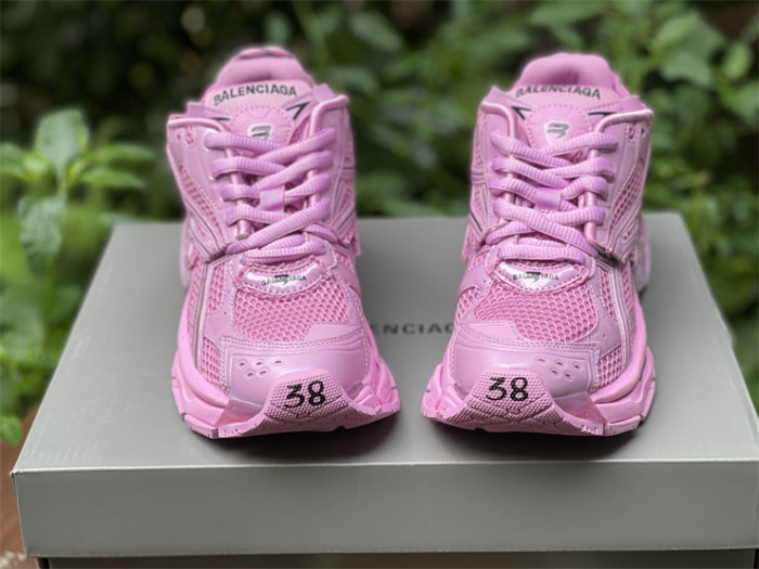 B 17FW Tripe-S High End Sneaker-298