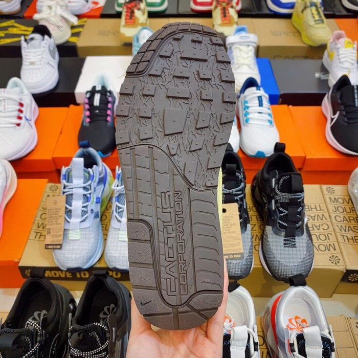 Authentic Travis Scott x Nike Air Max 1 Baroque Bwown