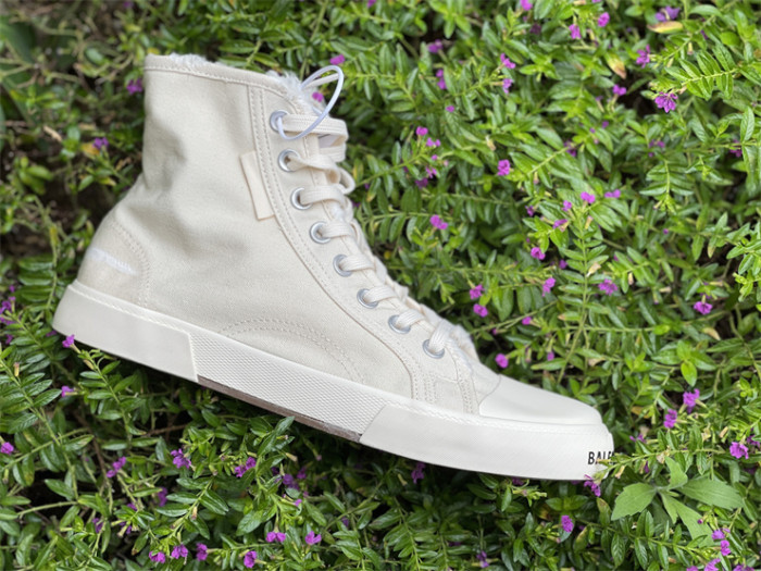 B 17FW Tripe-S High End Sneaker-283