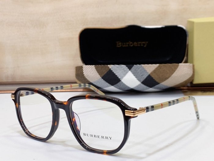 Burberry Sunglasses AAAA-927