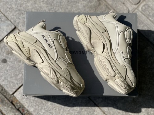 B 17FW Tripe-S High End Sneaker-267