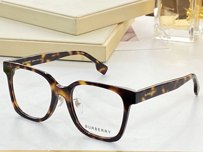 Burberry Sunglasses AAAA-1017