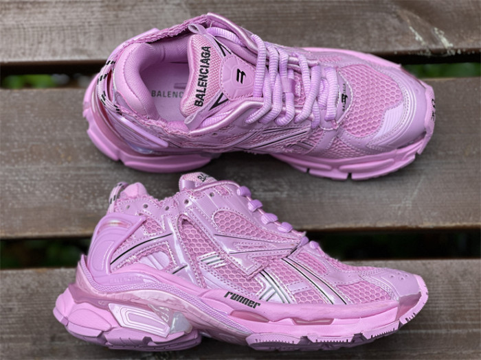 B 17FW Tripe-S High End Sneaker-298