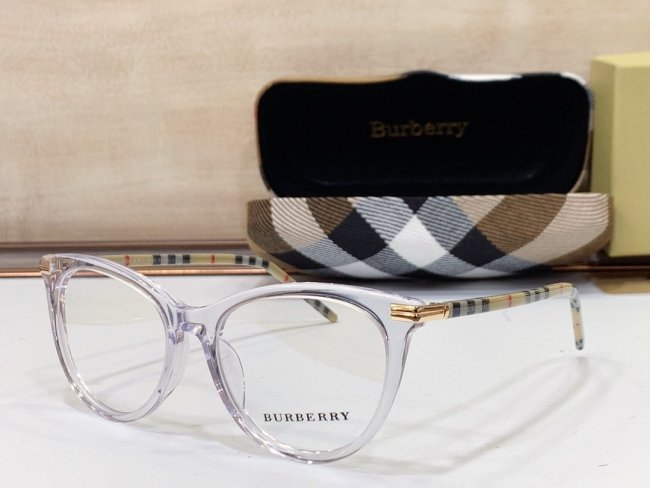 Burberry Sunglasses AAAA-932