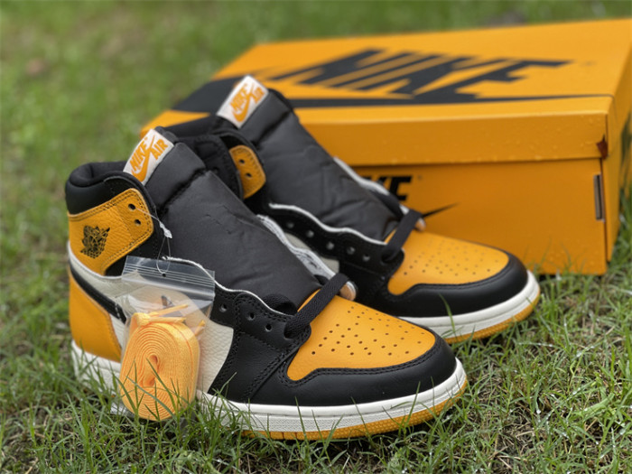 Authentic Air Jordan 1 High OG “Yellow Toe” 2022