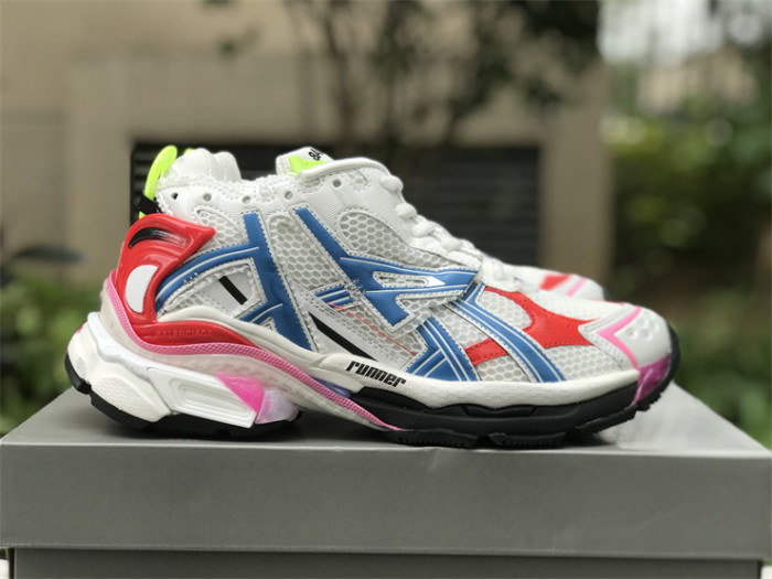 B 17FW Tripe-S High End Sneaker-382