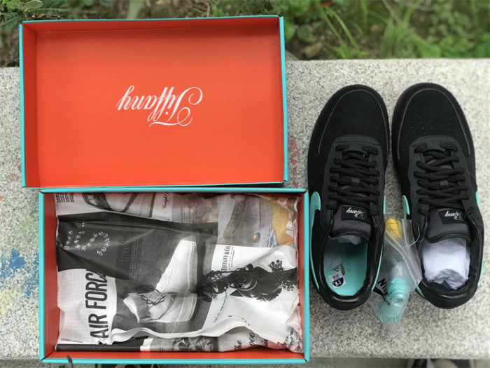 Authentic TIFFANY CO. x Nike Air Force 1 Low Black