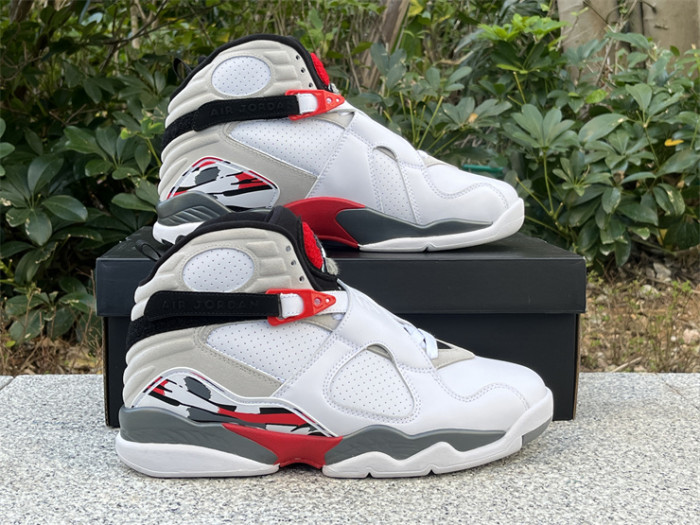Authentic Air Jordan 8 Retro Bugs Bunny