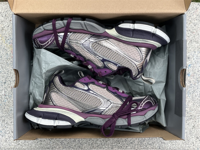 B 17FW Tripe-S High End Sneaker-422