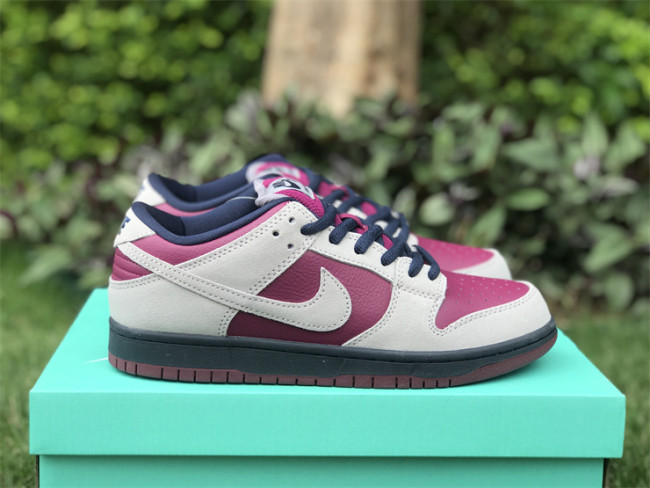 Authentic Nike SB Dunk Low Bordeaux