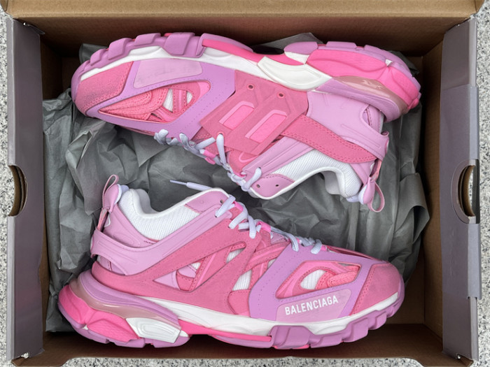 B 17FW Tripe-S High End Sneaker-446