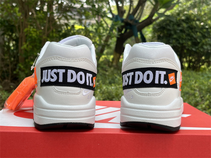 Authentic Nike Air Max 1“Just do it ”