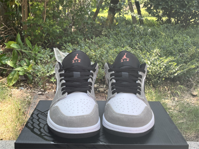 Authentic Air Jordan 1 Low FlightClub