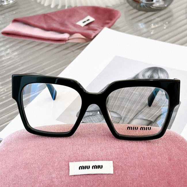 Miu Miu Sunglasses AAAA-562