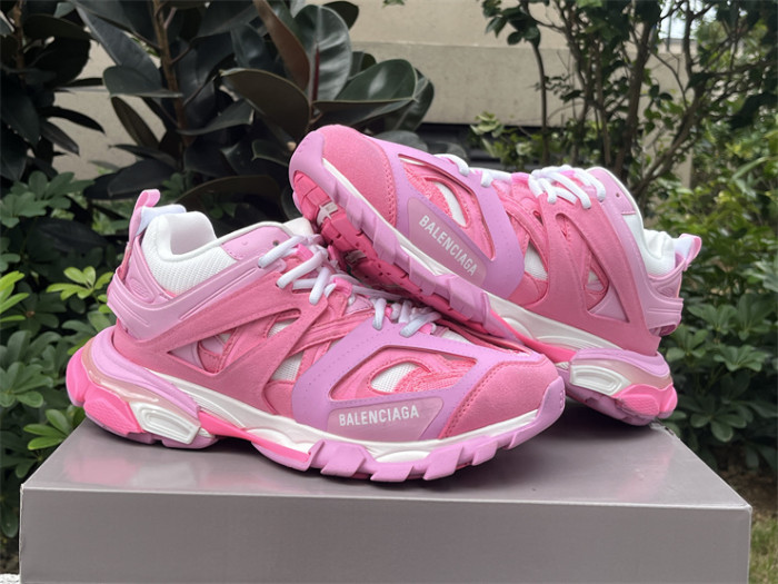 B 17FW Tripe-S High End Sneaker-446