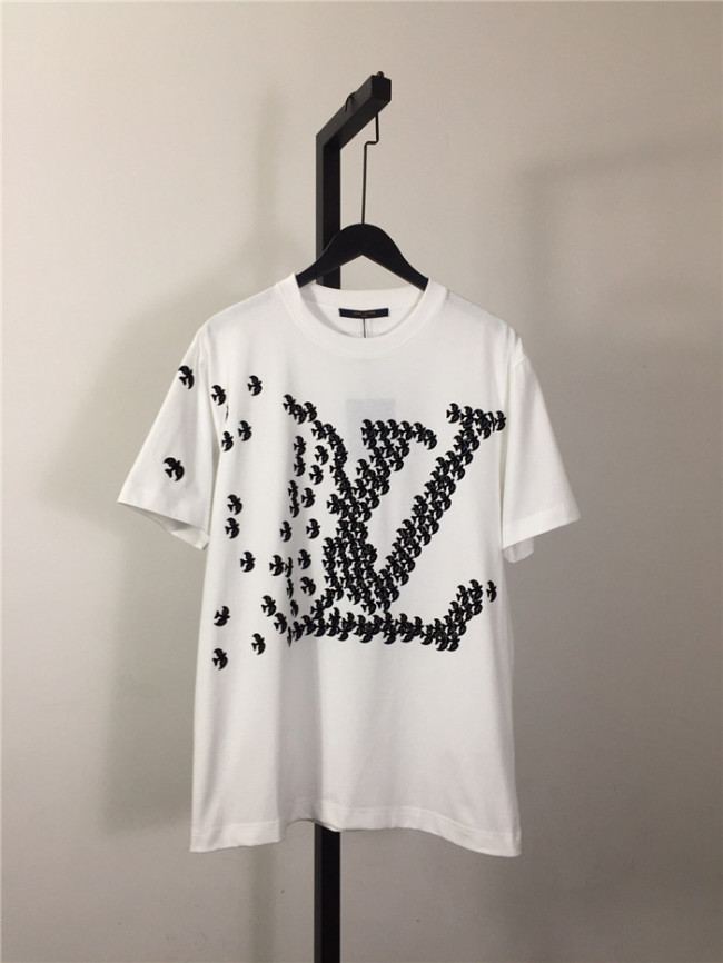 LV Shirt High End Quality-744