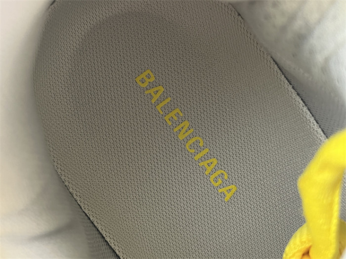 B 17FW Tripe-S High End Sneaker-439