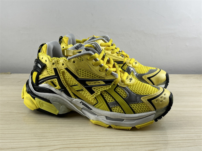 B 17FW Tripe-S High End Sneaker-439